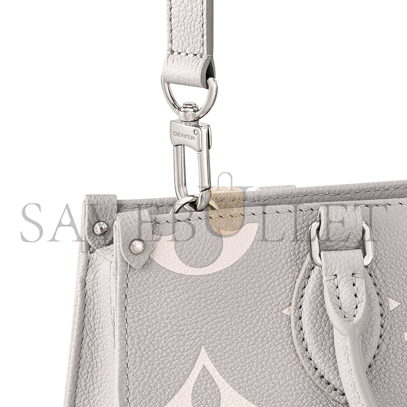 l**is V*t*n onthego east west m14213 (25*13*10cm)